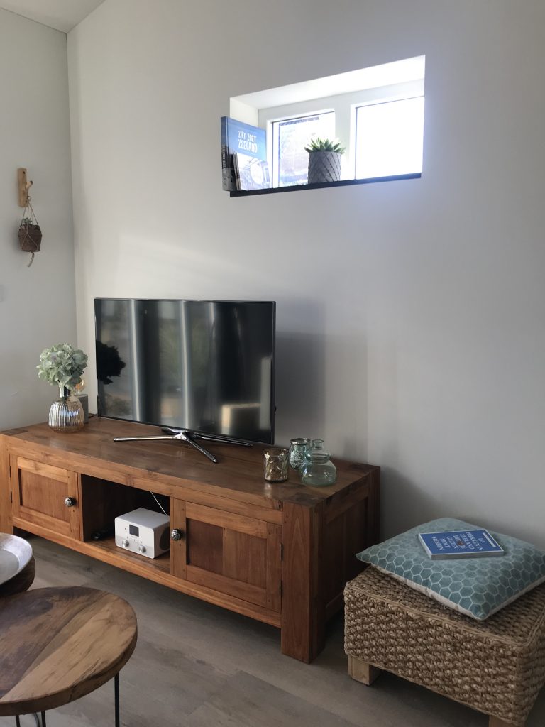Flatscreen TV